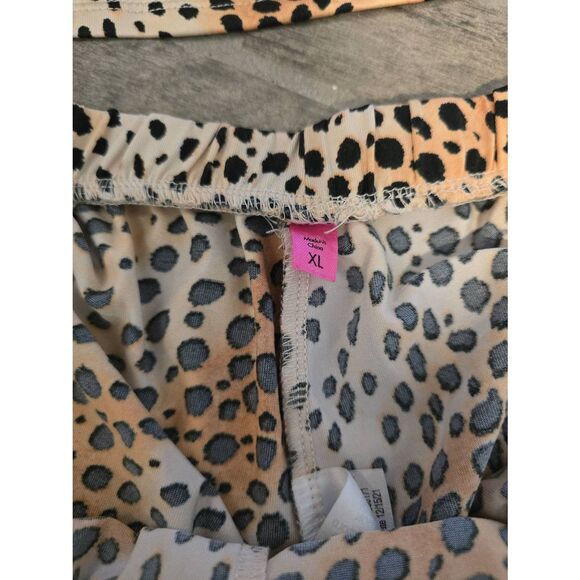 Women's Betsey Johnson Leopard Animal Print Pajama Lounge Set Cami Tank and Shor - Picture 3 of 10